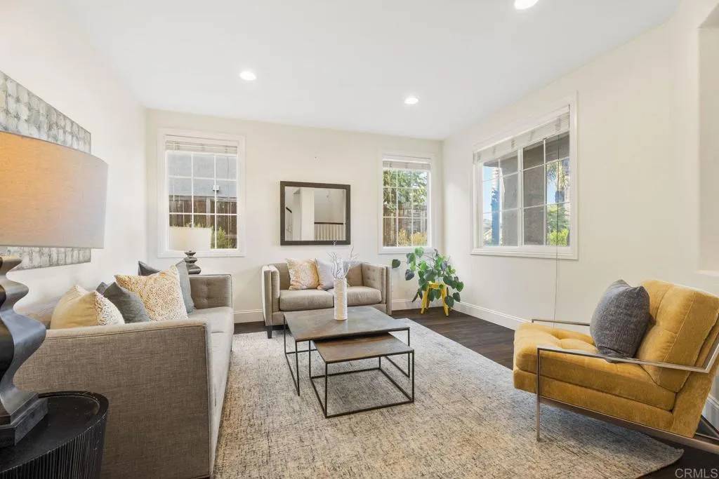 San Marcos, CA 92069,737 W Bel Esprit Circle