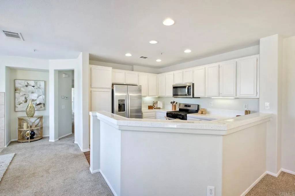 Temecula, CA 92592,33657 Emerson Way #C