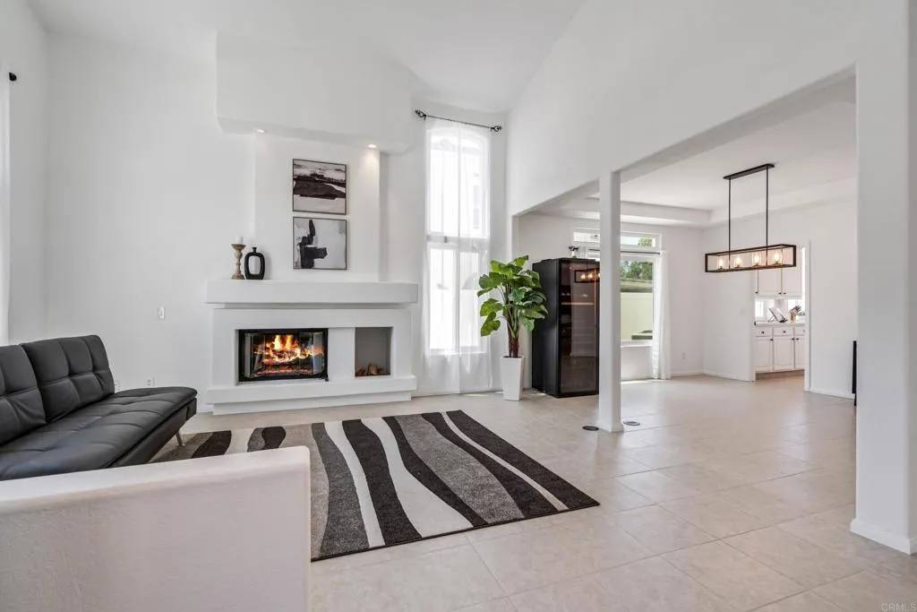 Oceanside, CA 92056,4926 Colusa Drive