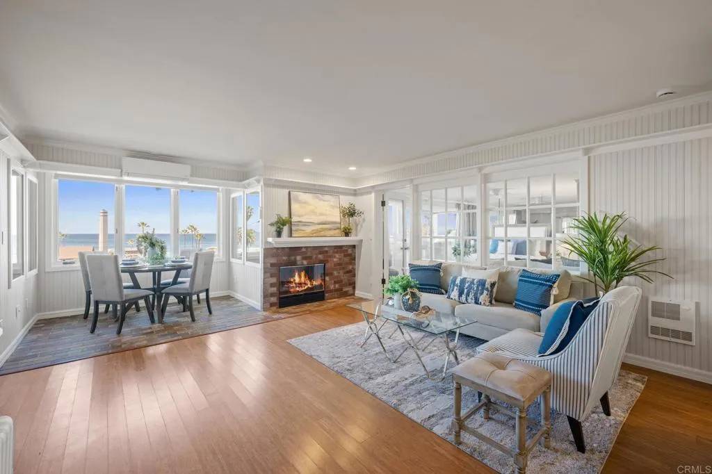 Del Mar, CA 92014,1562 Camino Del Mar #440