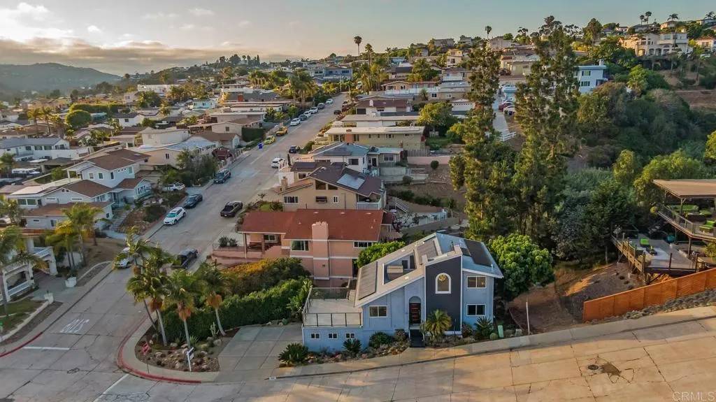 San Diego, CA 92117,3526 TICONDEROGA Street