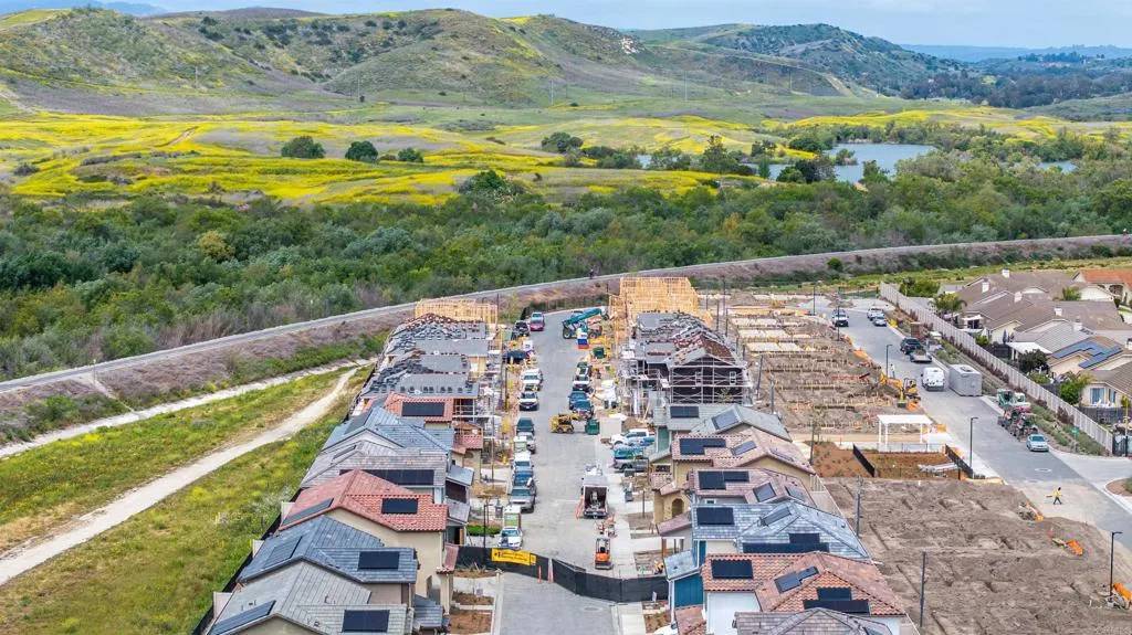 Oceanside, CA 92058,701 Kingbird Loop