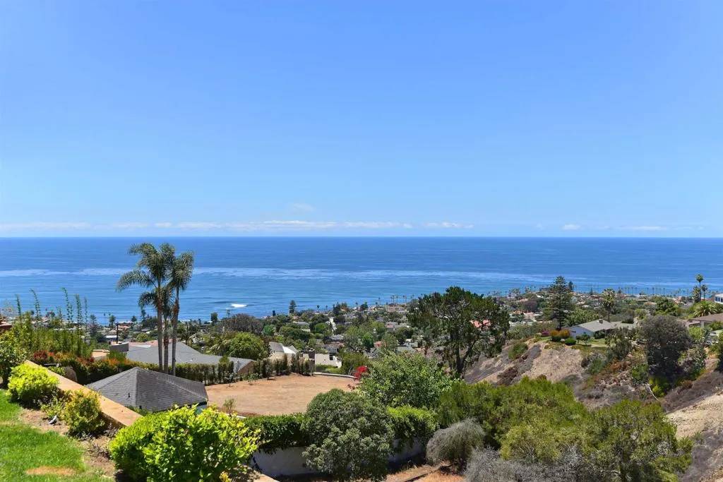 La Jolla, CA 92037,6018 Avenida Chamnez