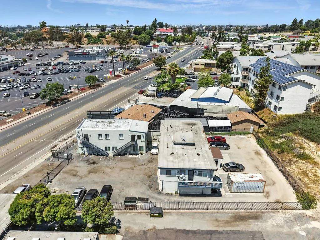 San Diego, CA 92105,5502 E University Avenue East