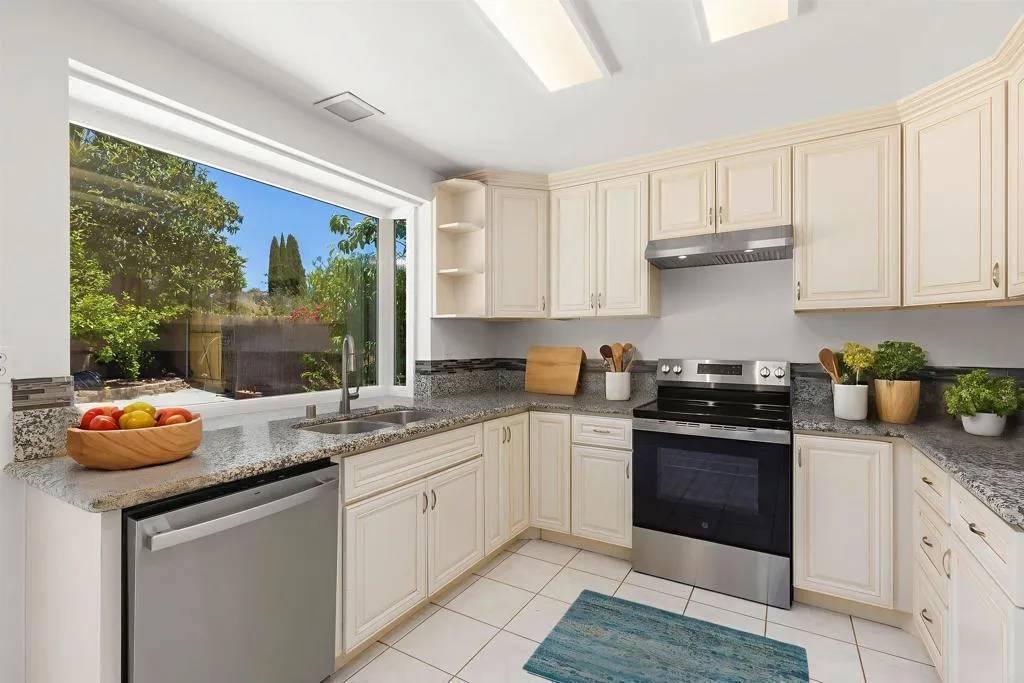 San Diego, CA 92129,13443 Black Hills Road