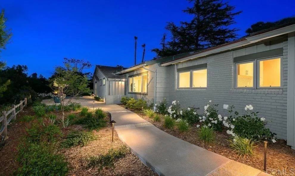 Rancho Santa Fe, CA 92067,5125 El Secreto