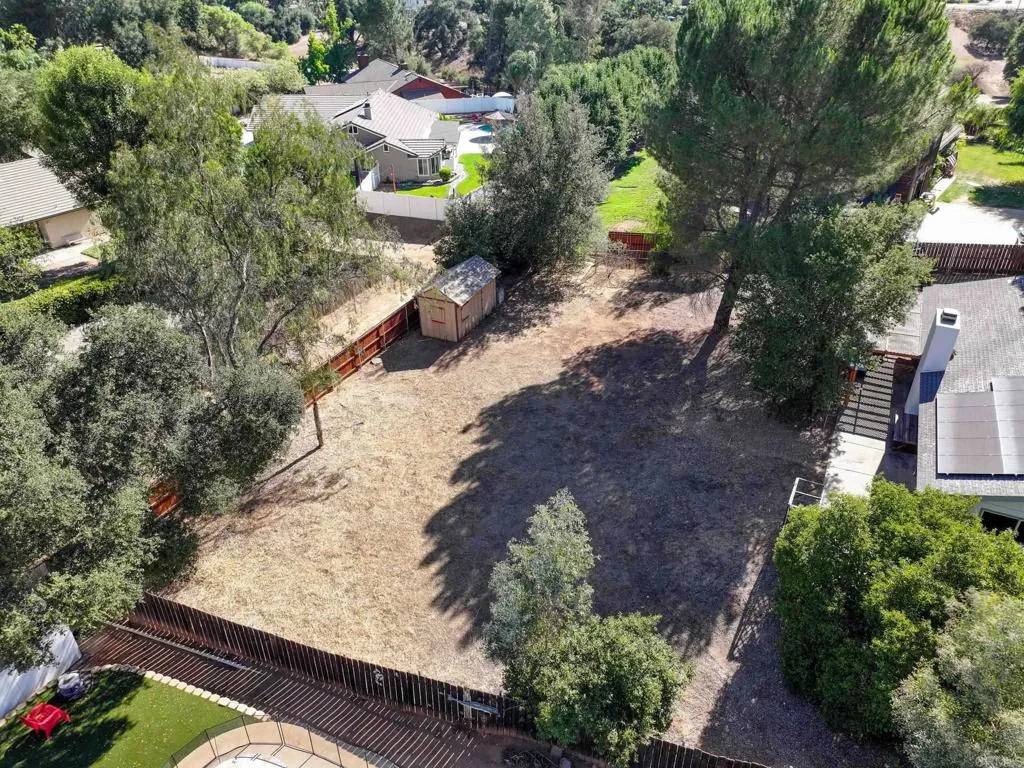 Ramona, CA 92065,25119 Como Esta Court