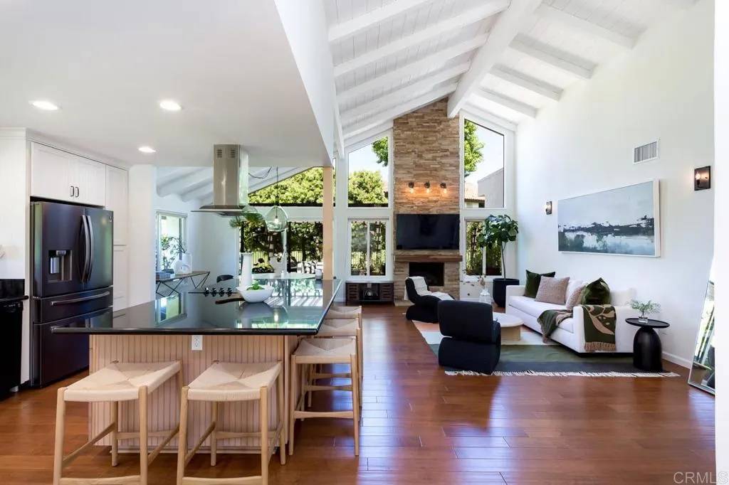 Solana Beach, CA 92075,724 Camino Catalina