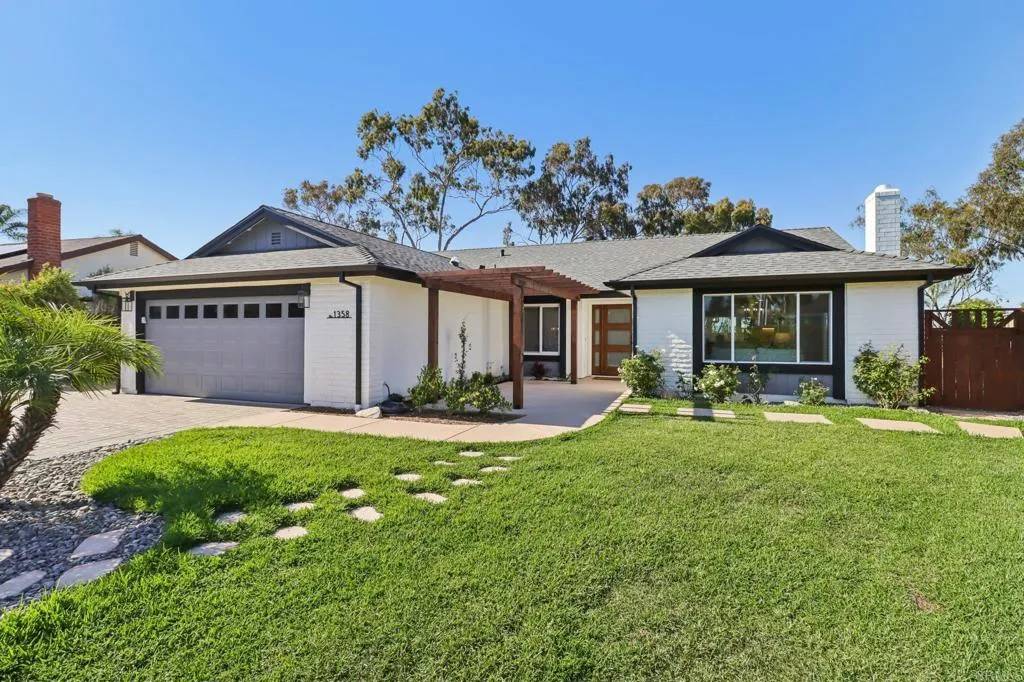 Encinitas, CA 92024,1358 Walnutview Dr