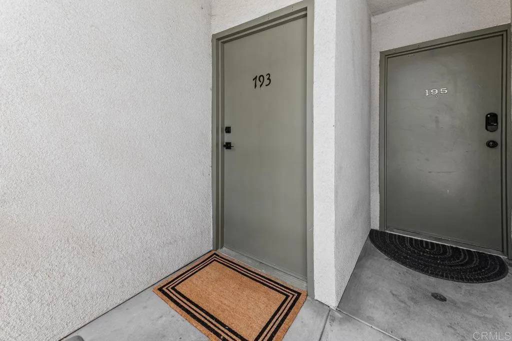 San Diego, CA 92122,6182 Agee Street #193