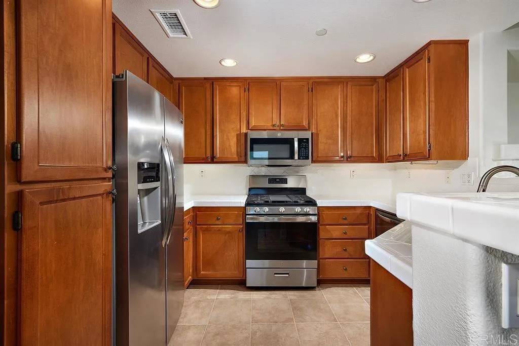 San Marcos, CA 92078,823 Ballow Way