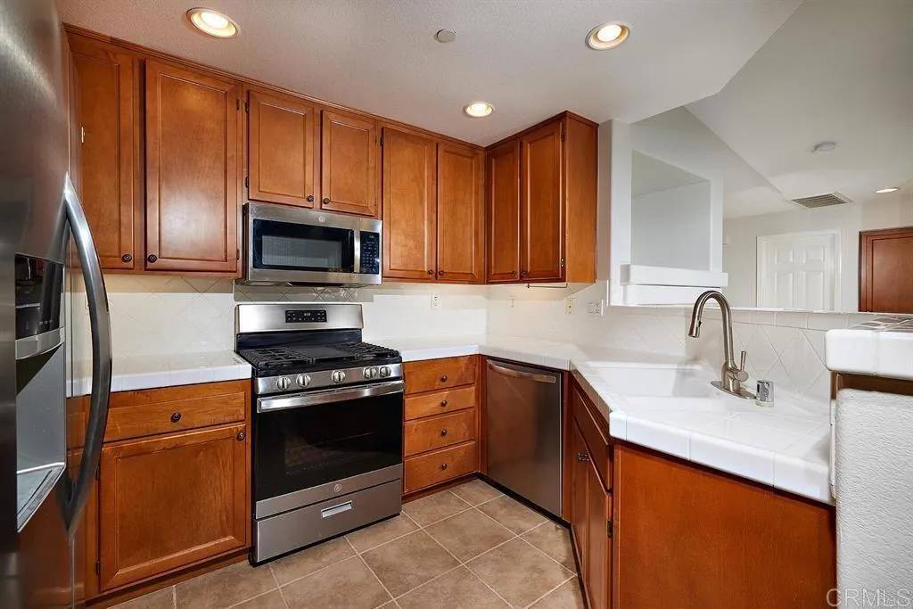 San Marcos, CA 92078,823 Ballow Way
