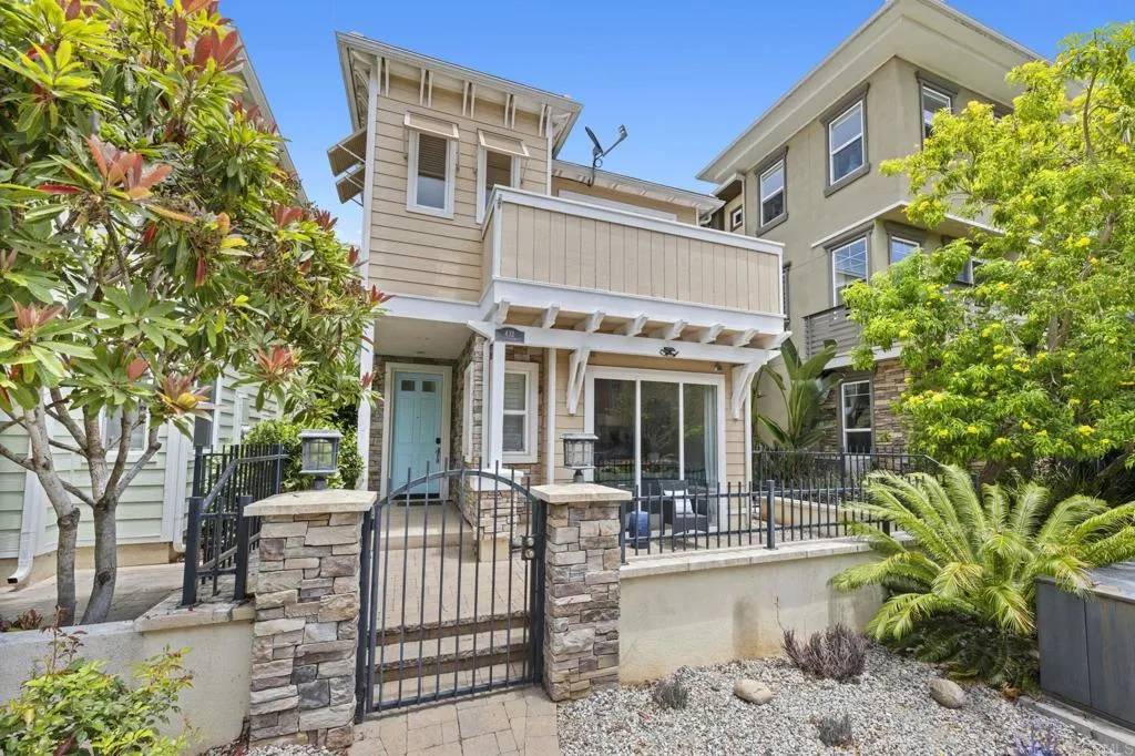 Oceanside, CA 92054,432 S Cleveland Street