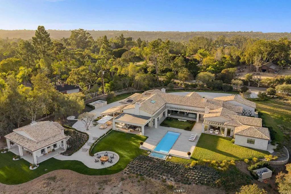 Rancho Santa Fe, CA 92067,17845 Via de Fortuna