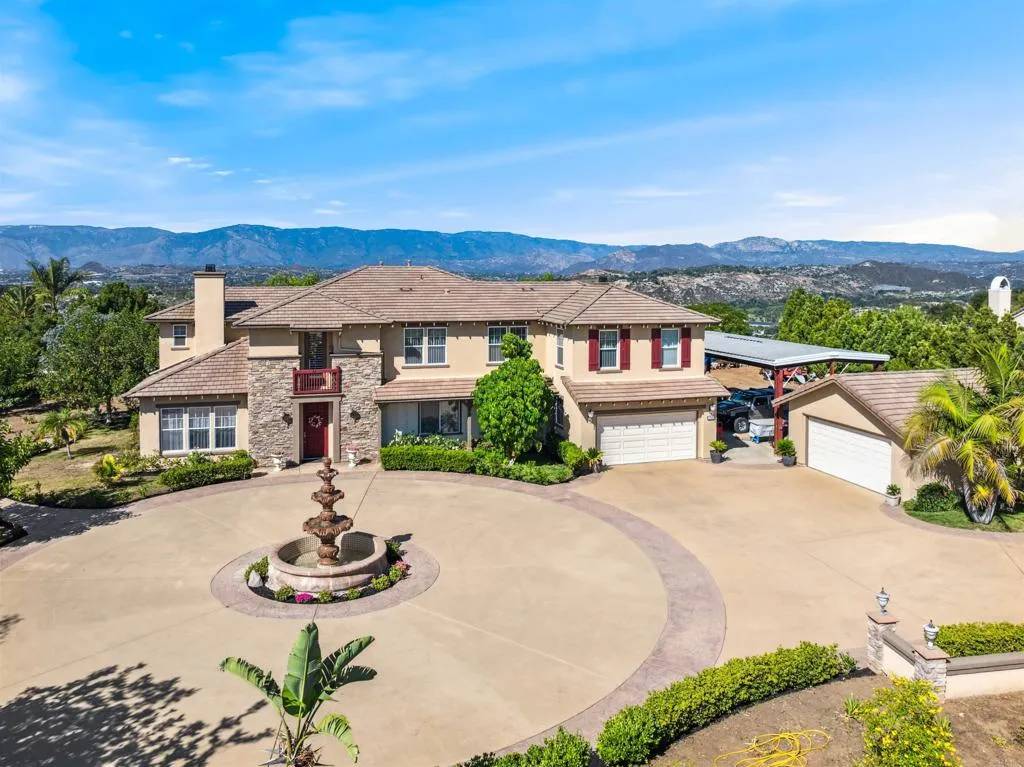 Valley Center, CA 92082,27341 Red Ironbark Drive