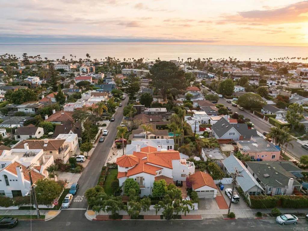 La Jolla, CA 92037,654 Bonair Place