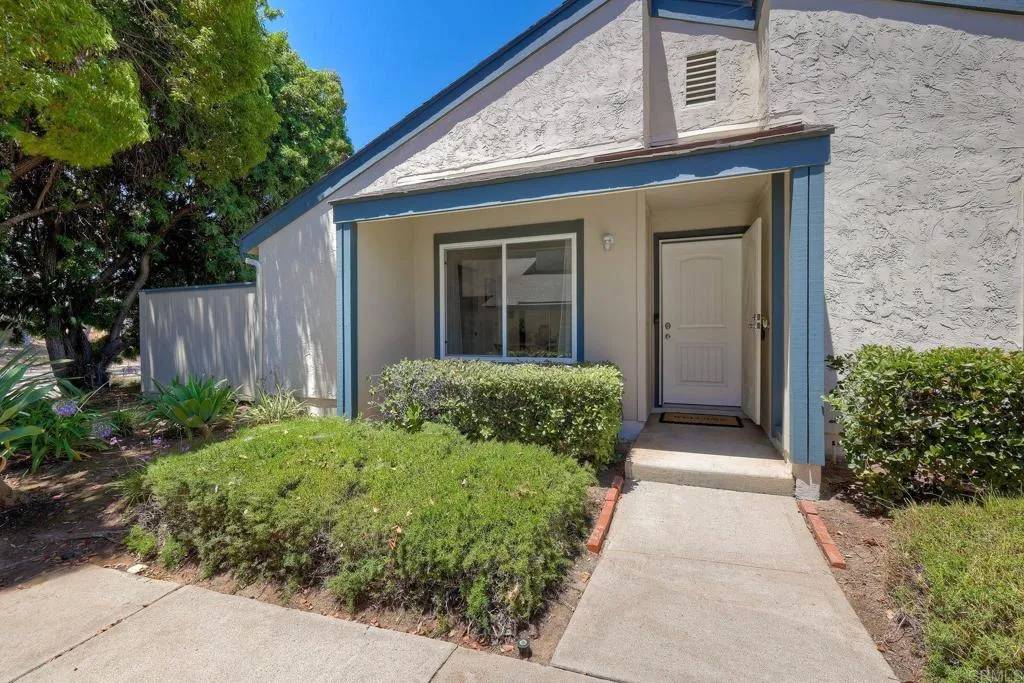 San Marcos, CA 92069,232 Cerco Rosado