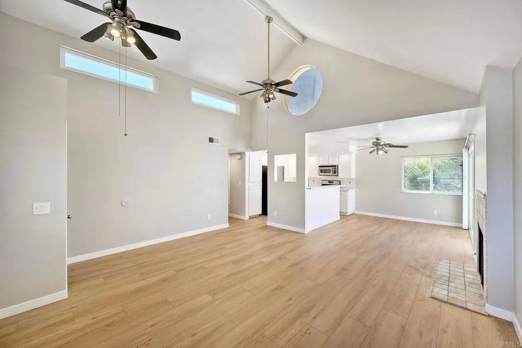 Vista, CA 92083,375 N Melrose Dr #F