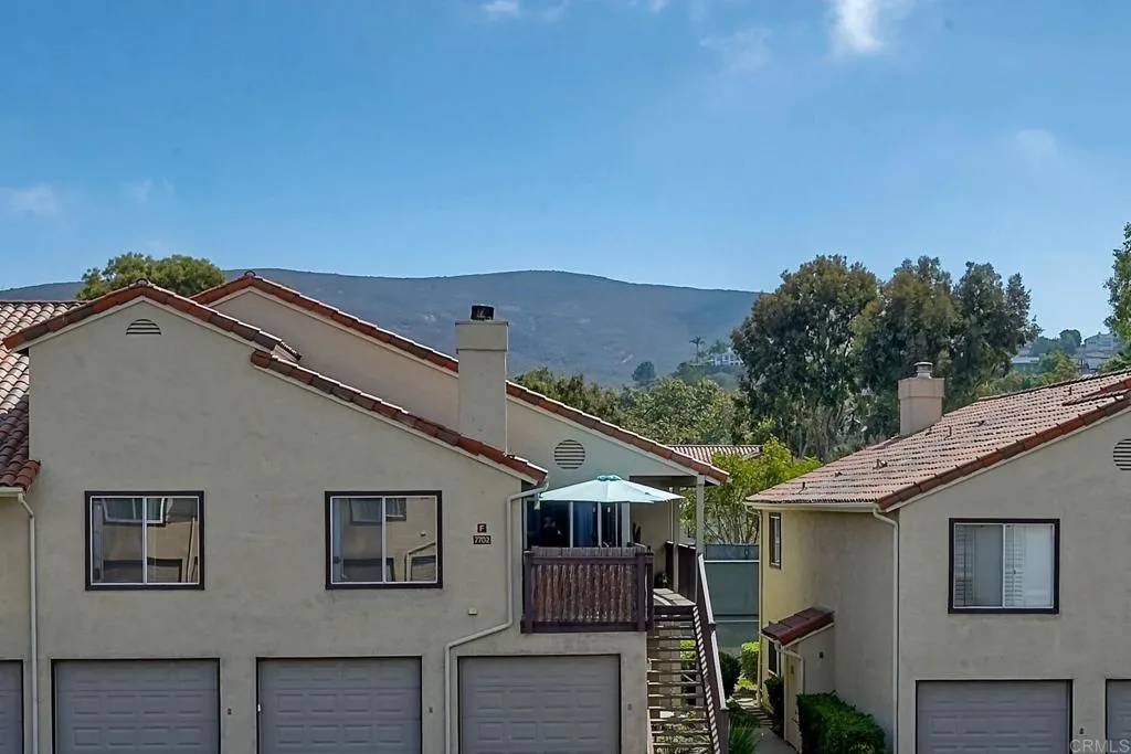 Carlsbad, CA 92009,7701 Caminito Leon #201