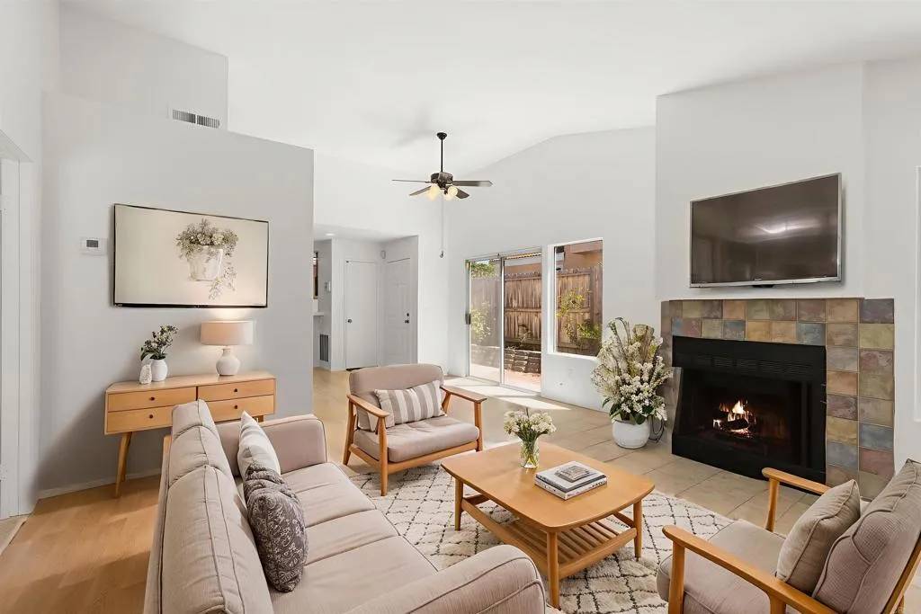 Oceanside, CA 92056,5126 Maplewood Circle