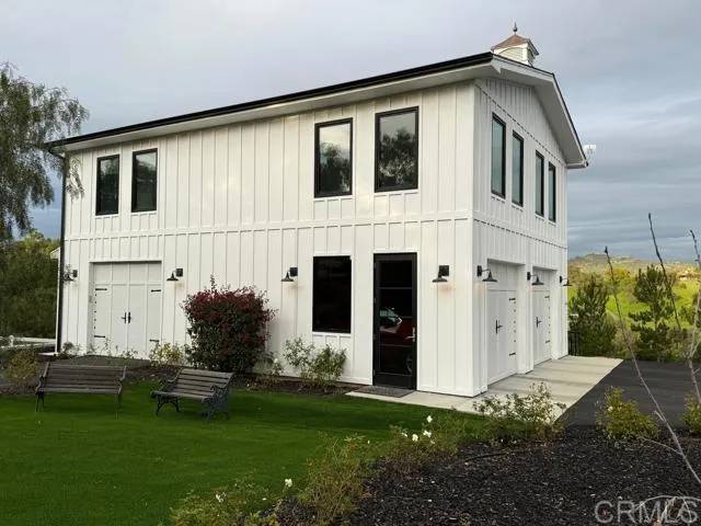 Fallbrook, CA 92028,2253 Via Dulcea