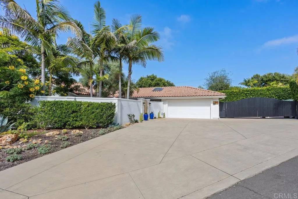 Solana Beach, CA 92075,560 San Andres Dr.