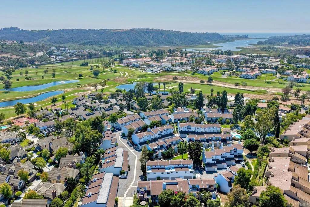 Carlsbad, CA 92009,7303 Alicante Road #A