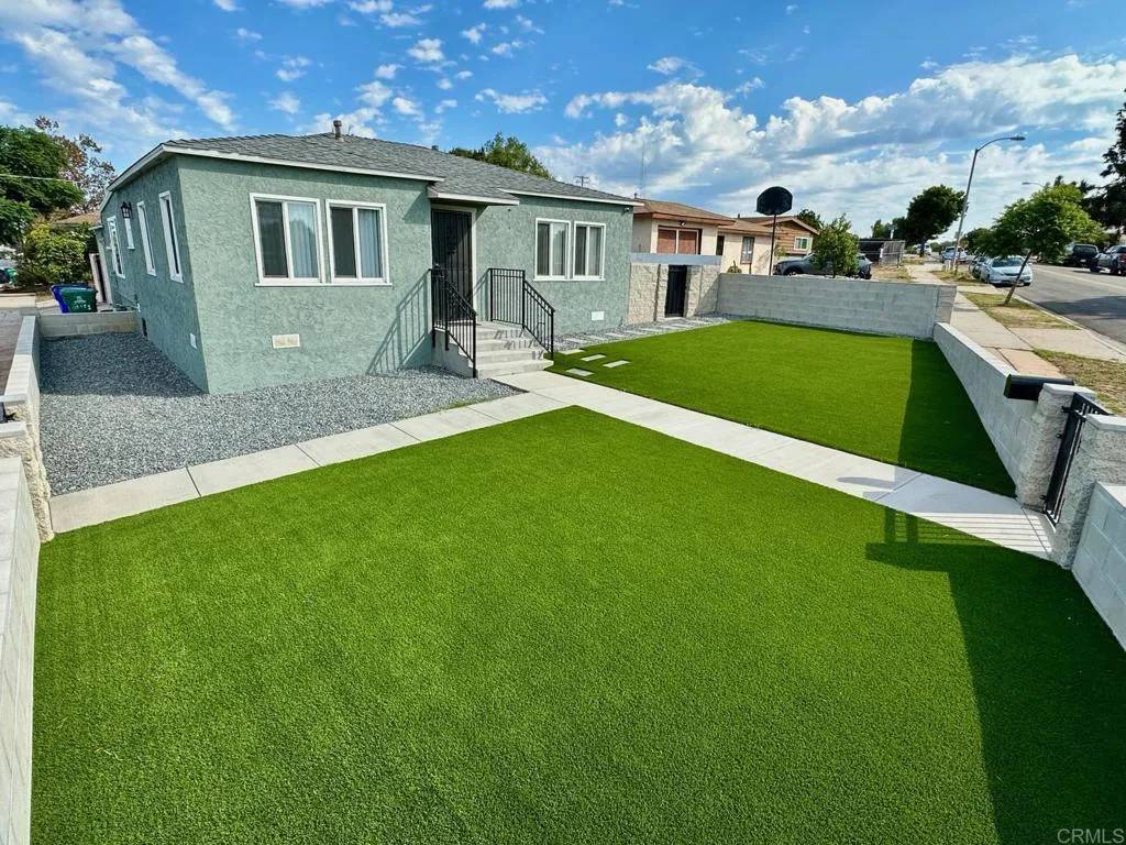 Encanto, CA 92114,5454 Roswell Street