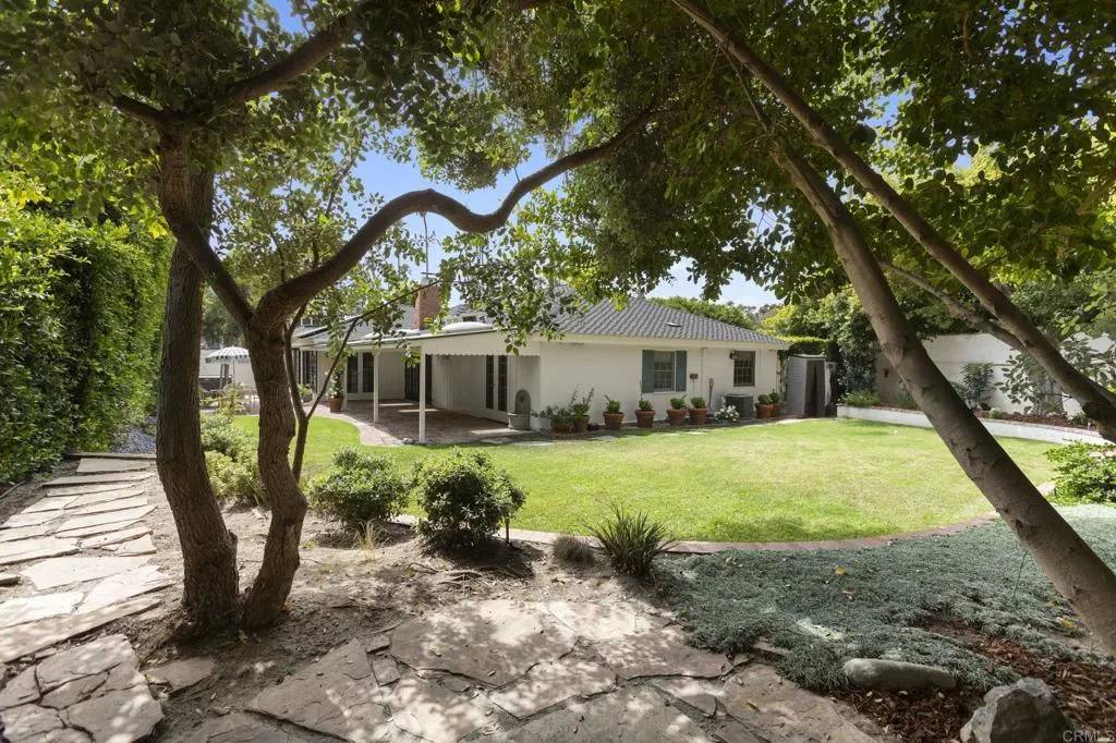 La Jolla, CA 92037,315 Mira Monte