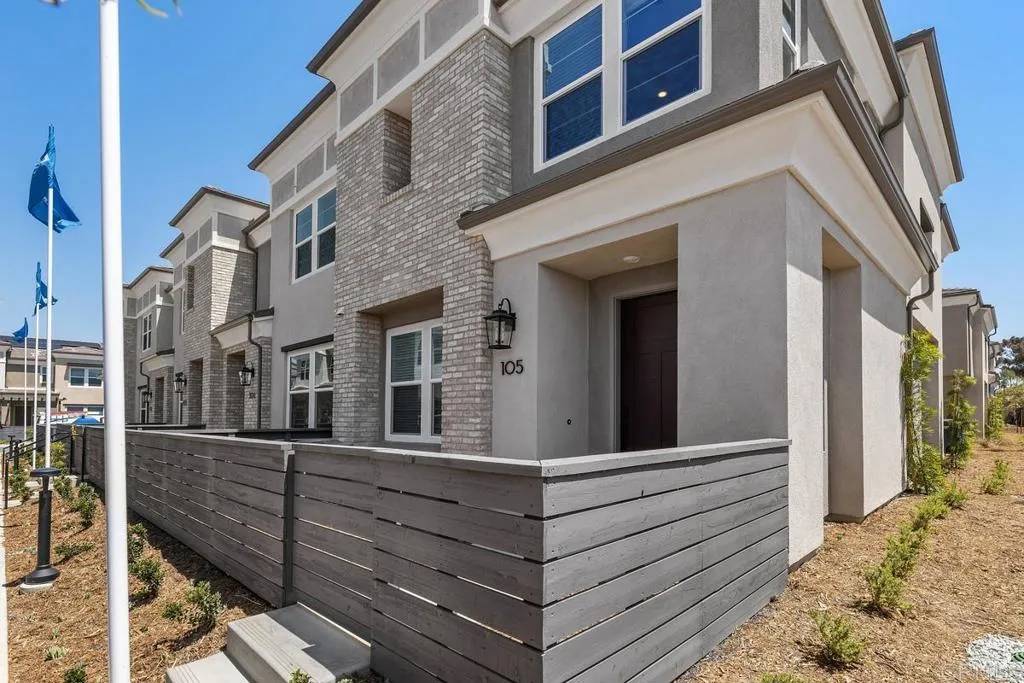 San Marcos, CA 92078,1207 Sunrise View #105