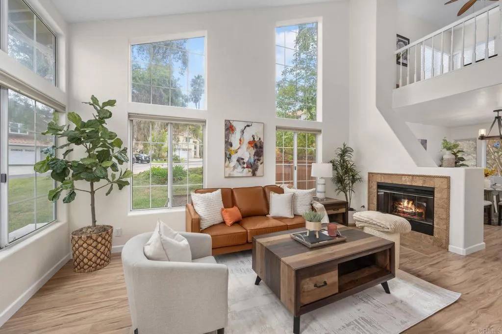 Carlsbad, CA 92009,3430 Corte Viejo