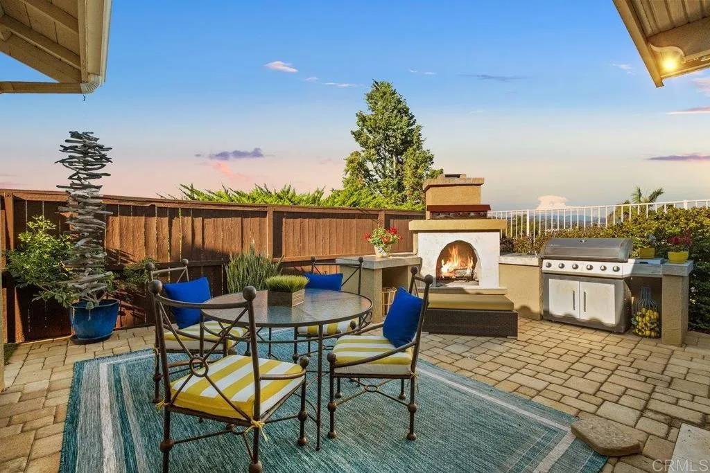 Oceanside, CA 92056,5102 Mocha Court