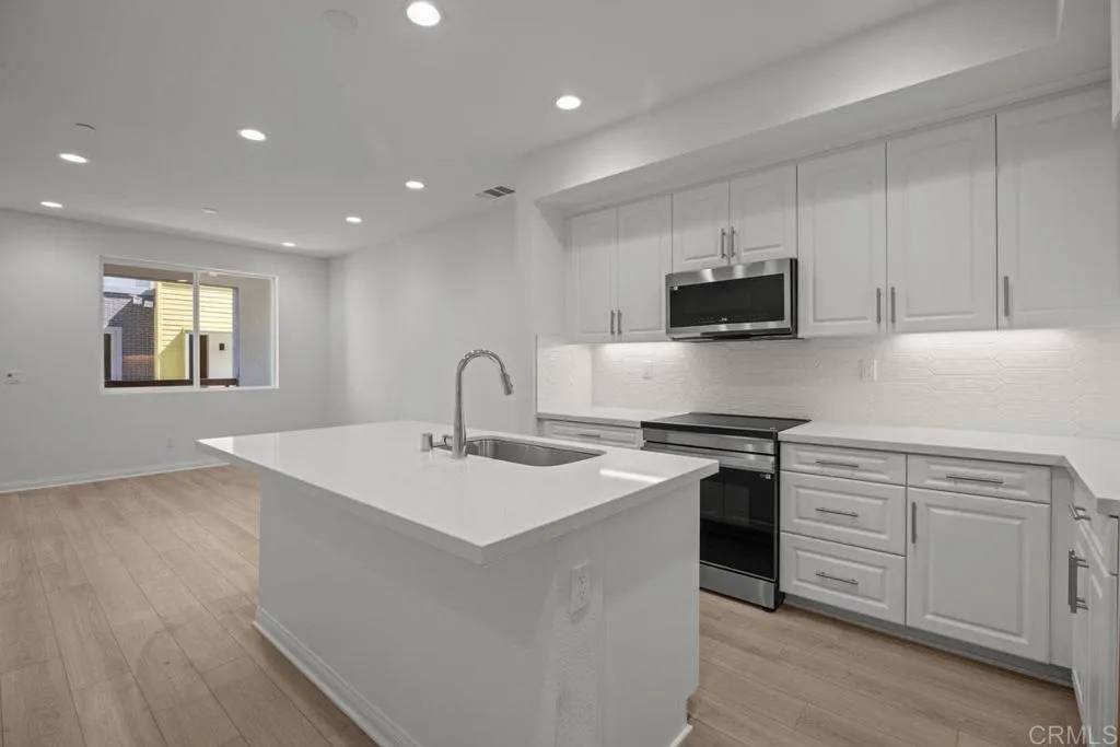 El Cajon, CA 92020,540 Cobblestone Court