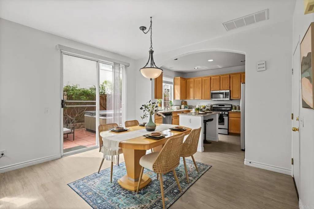 Carlsbad, CA 92010,2935 Cliff Circle