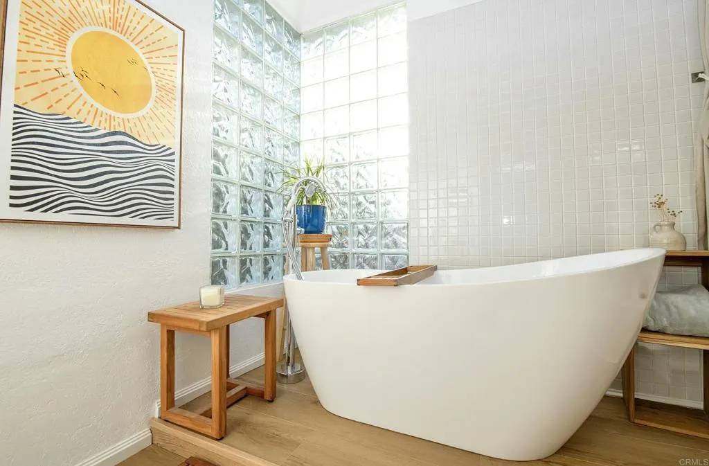 Oceanside, CA 92054,1746 Avocado