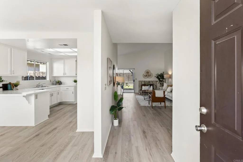 Oceanside, CA 92057,4819 Gardenia Street