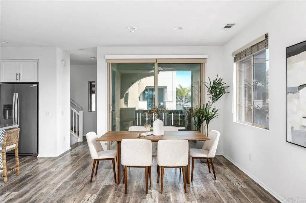 Oceanside, CA 92056,1267 Via Lucero