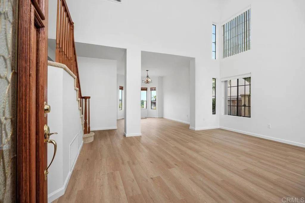 Vista, CA 92081,1956 Cherrywood Street