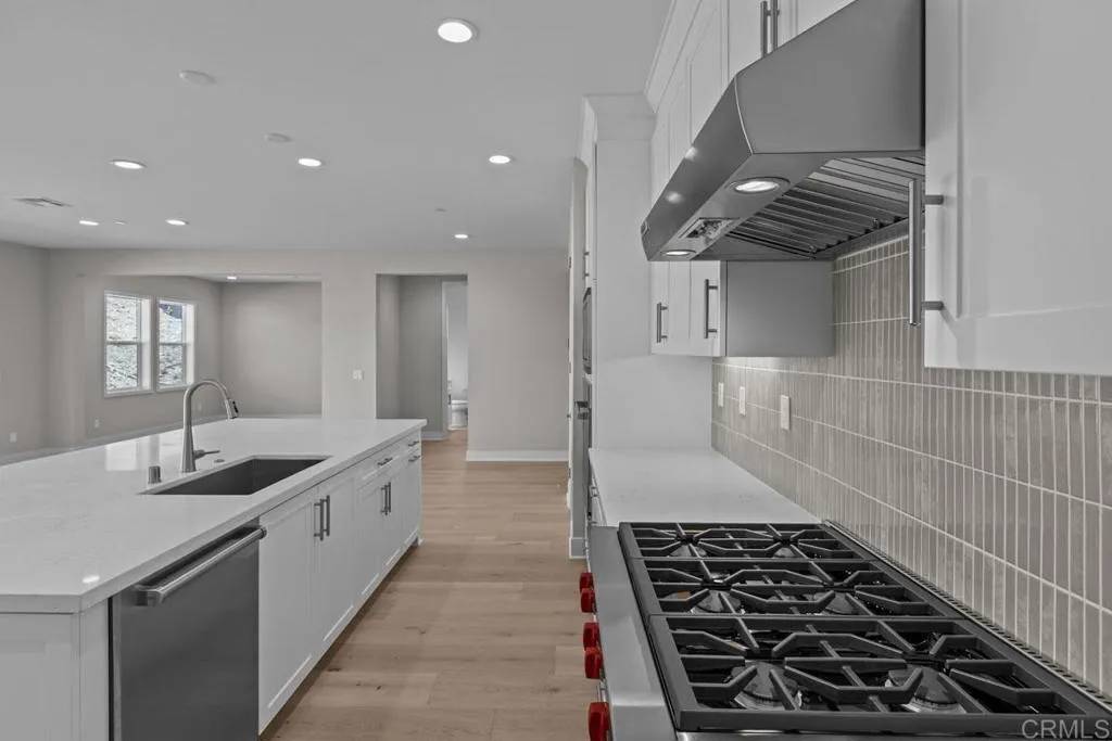 San Marcos, CA 92069,982 Woodhaven