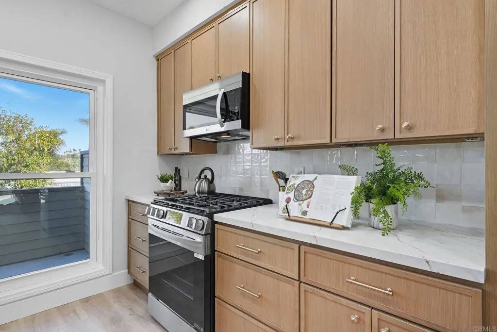 Encinitas, CA 92024,157 Grandview Street