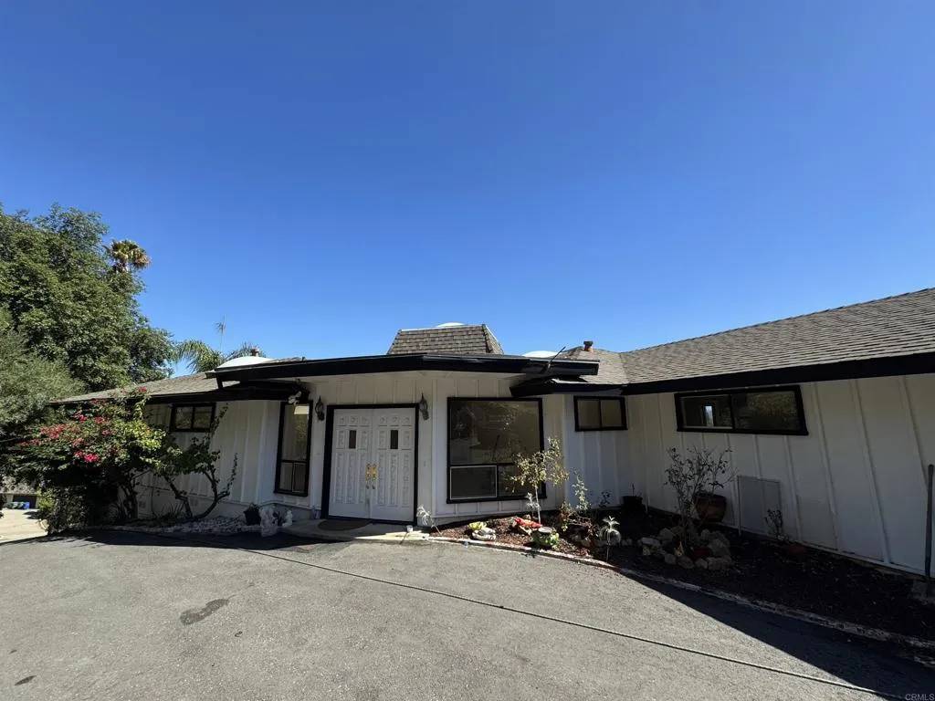 El Cajon, CA 92020,11183 Rolling Hills Drive