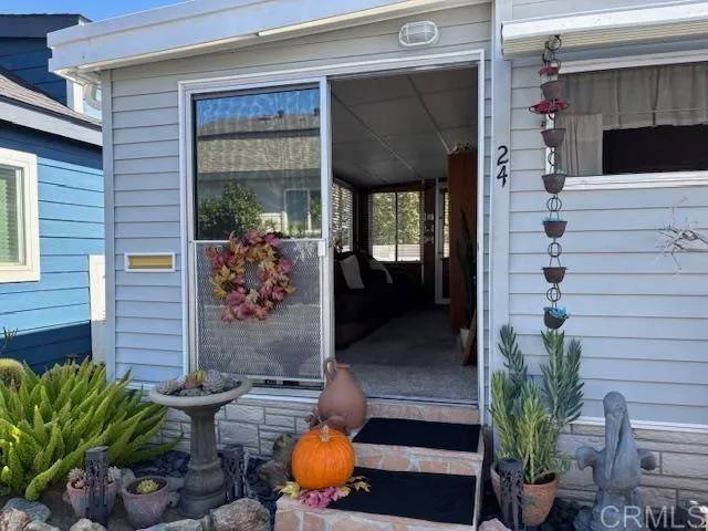 Encinitas, CA 92024,170 Diana #24