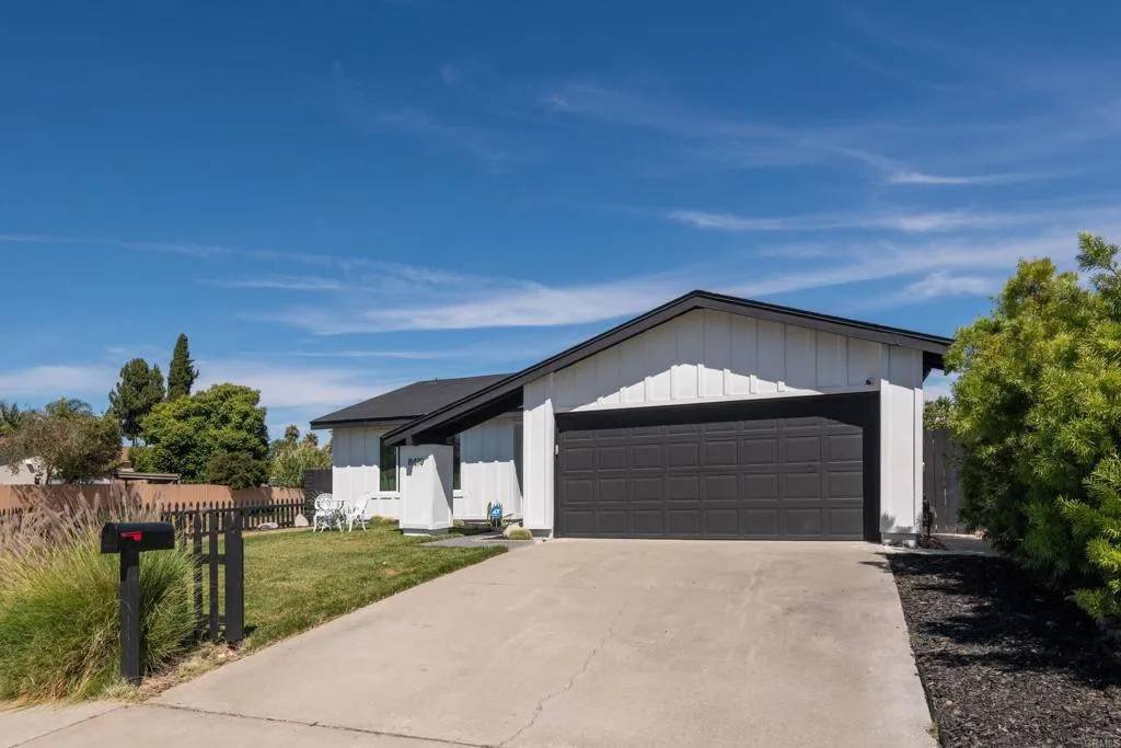 San Diego, CA 92126,8419 Menkar Rd