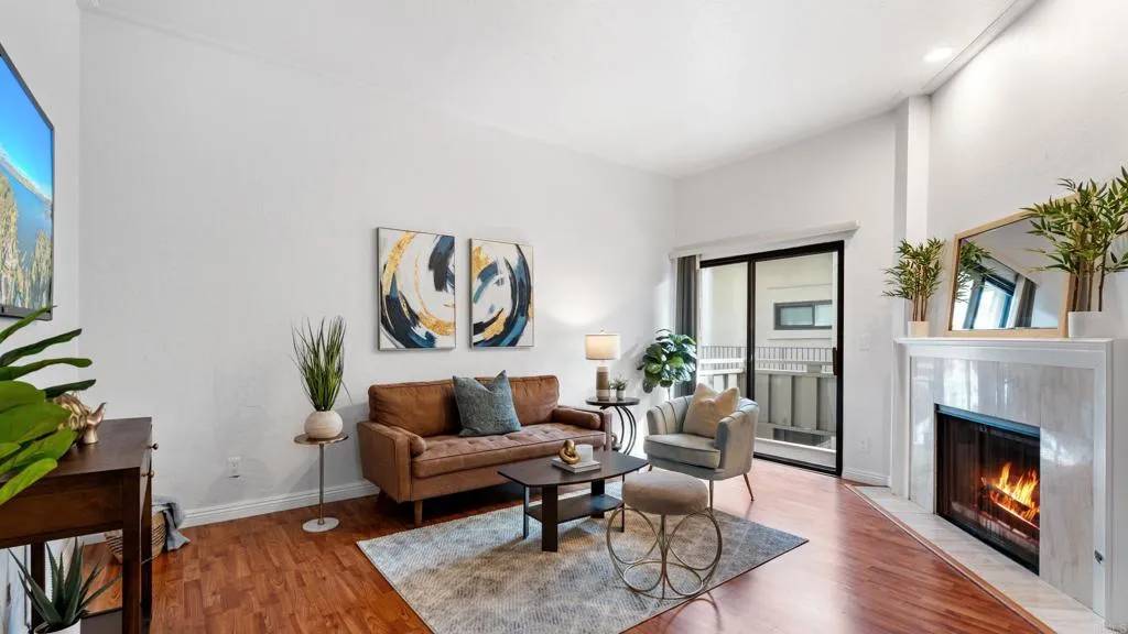 San Diego, CA 92117,5170 Clairemont Mesa Blvd #8