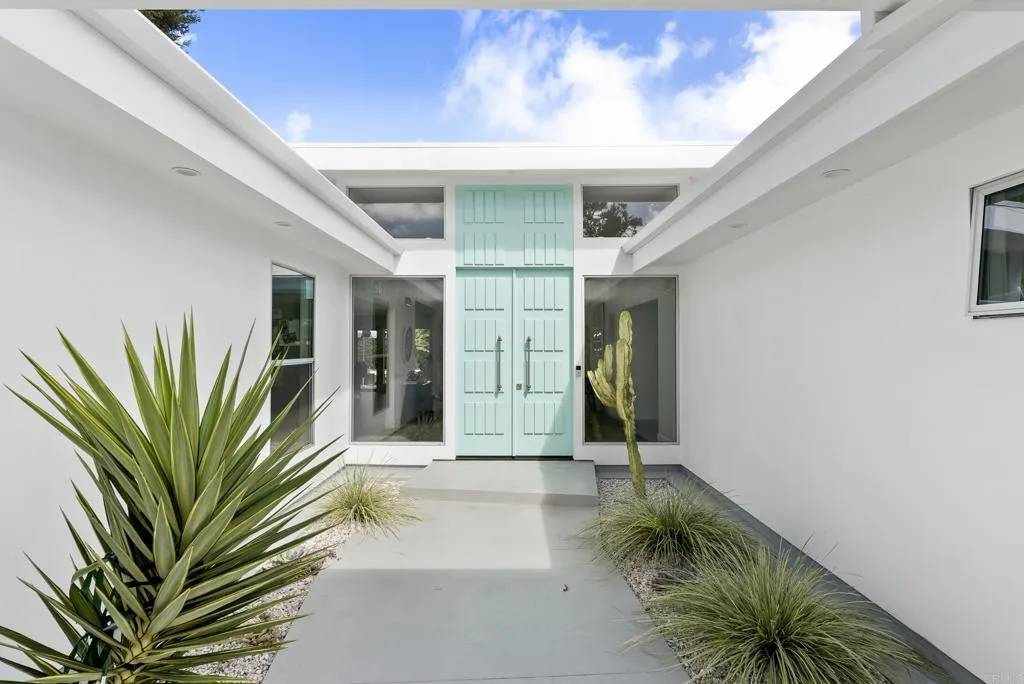 Carlsbad, CA 92009,2018 Mar Azul