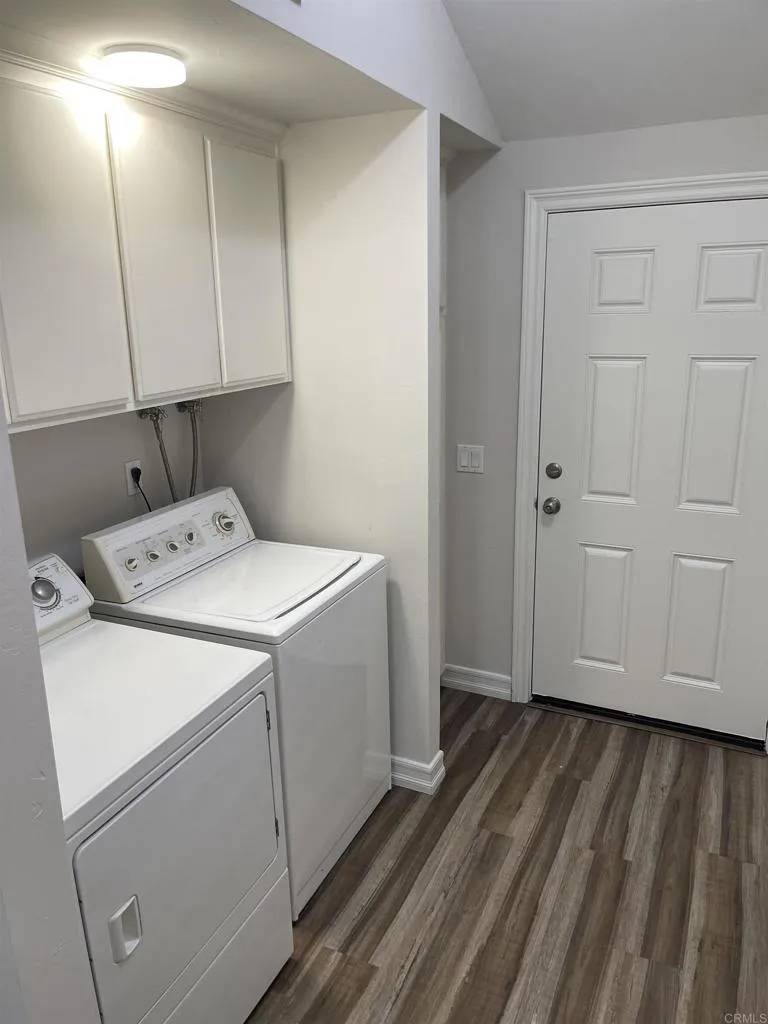 Escondido, CA 92025,1134 E 5th Ave