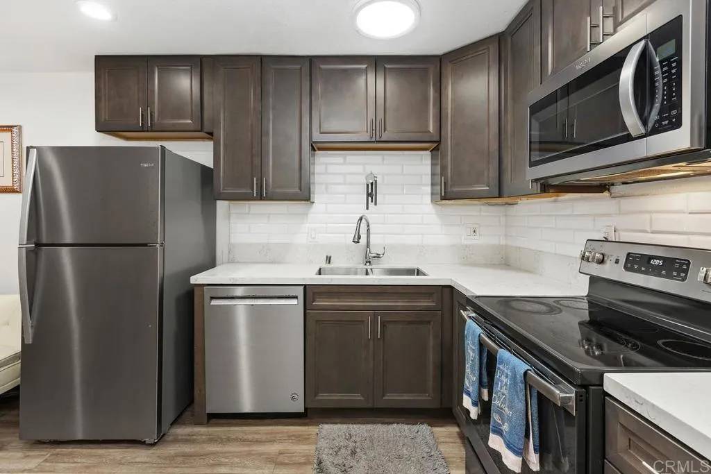 San Diego, CA 92104,3776 Alabama Street #116