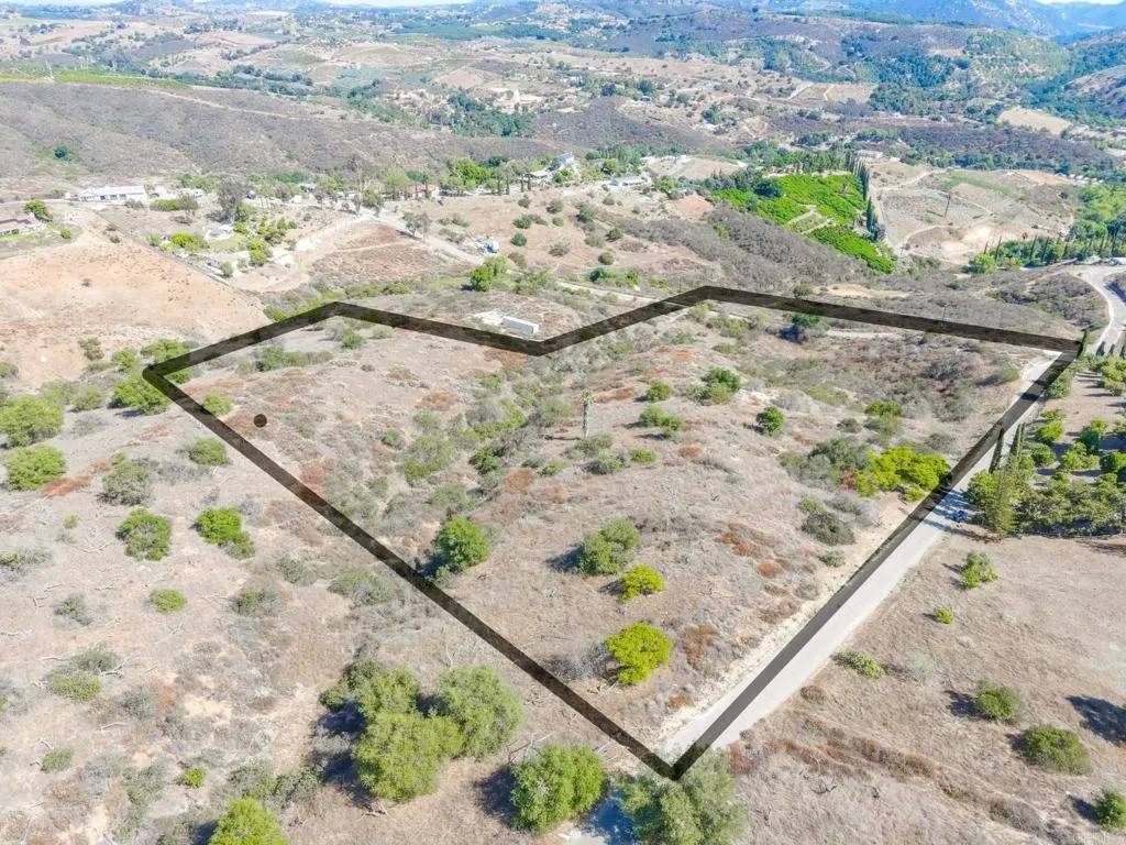 Escondido, CA 92026,Palos Verdes Drive