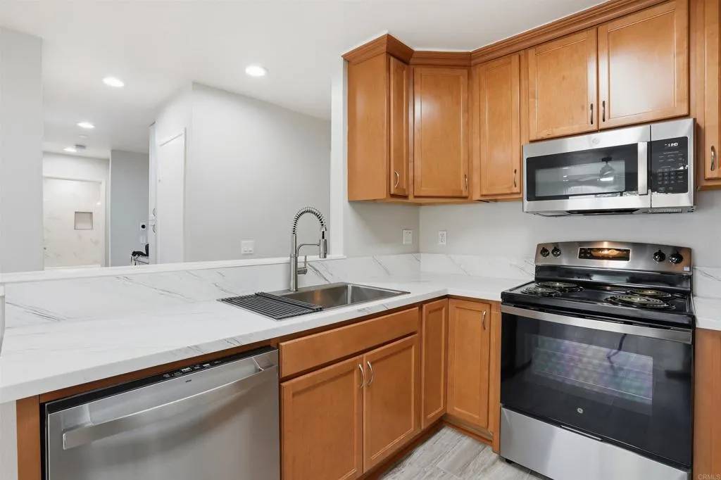 San Marcos, CA 92069,3435 Capalina Drive #10