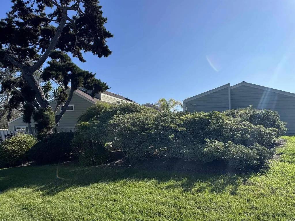 Encinitas, CA 92024,1837 Milbank Rd